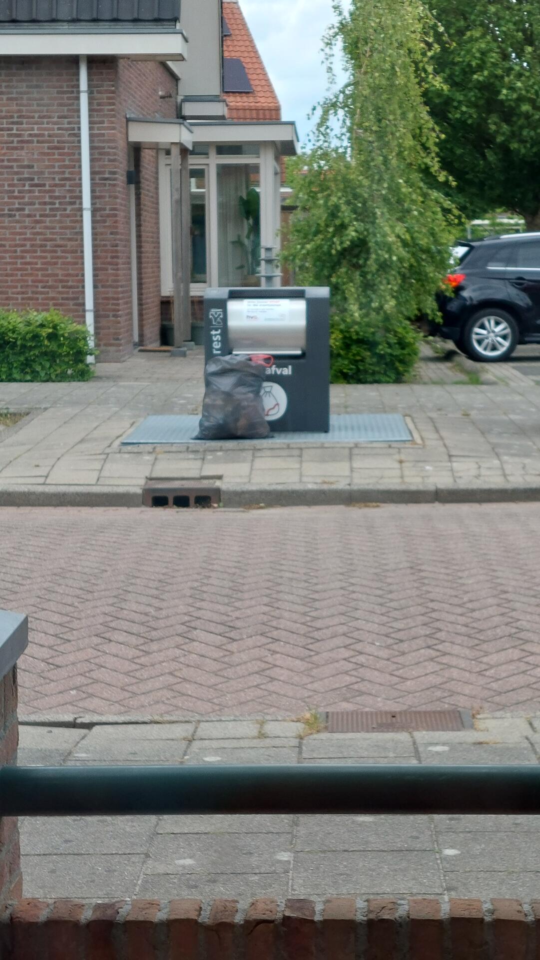 Foto bij melding 5120862 · Afval