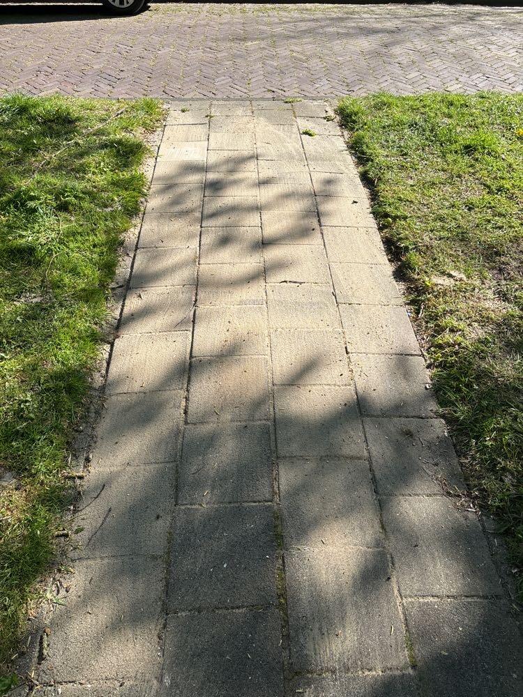Foto bij melding 5041867 · Wegen, fietspaden, en stoepen