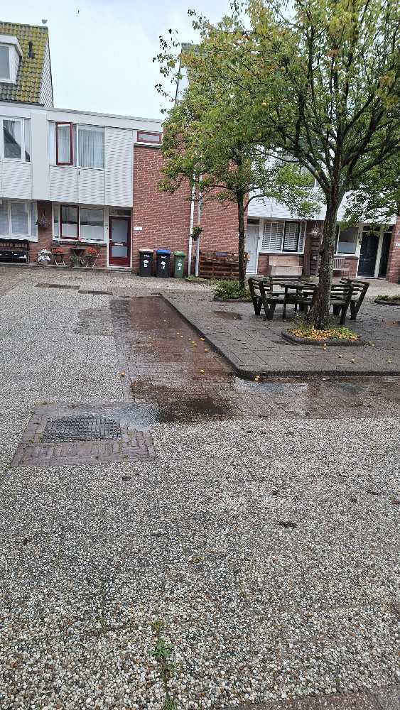 Foto bij melding 5525536 · Riolering en water