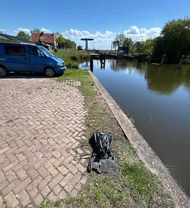 Foto bij melding 5095025 · Afval