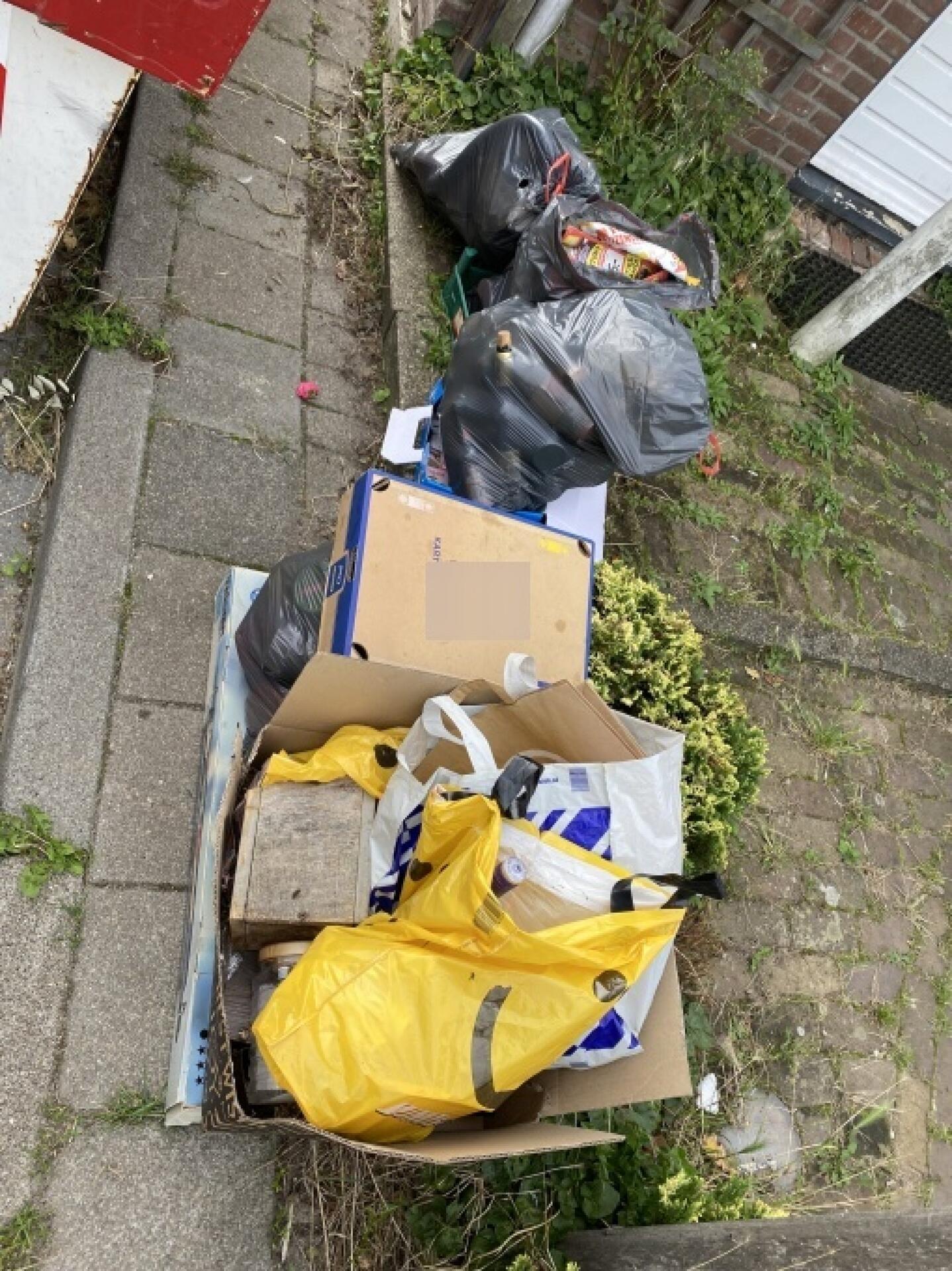 Foto bij melding 5593473 · Afval en zwerfvuil