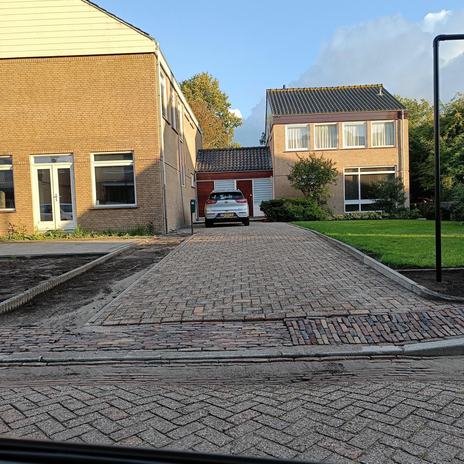 Foto bij melding 5531332 · Wegen, fietspaden, en stoepen