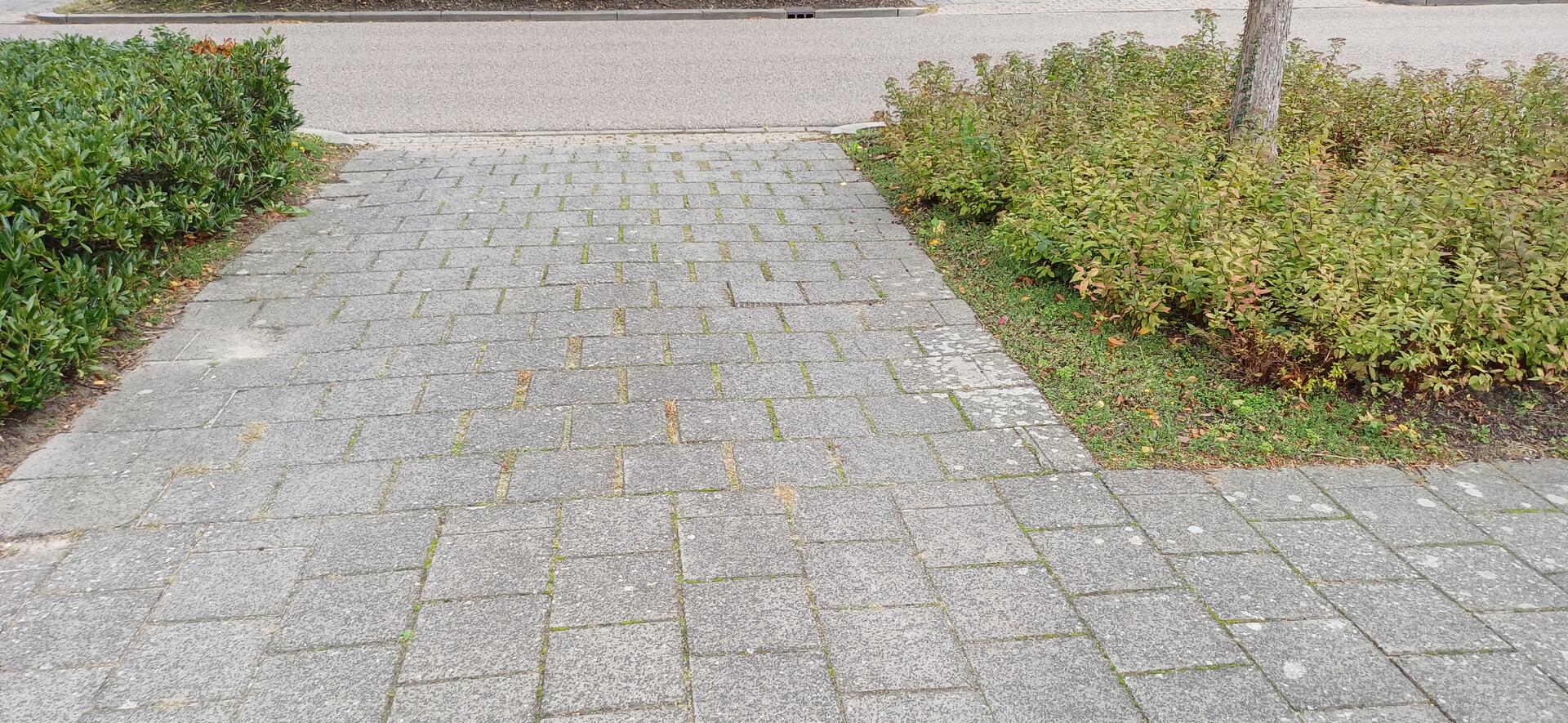 Foto bij melding 5538433 · Wegen, fietspaden, en stoepen