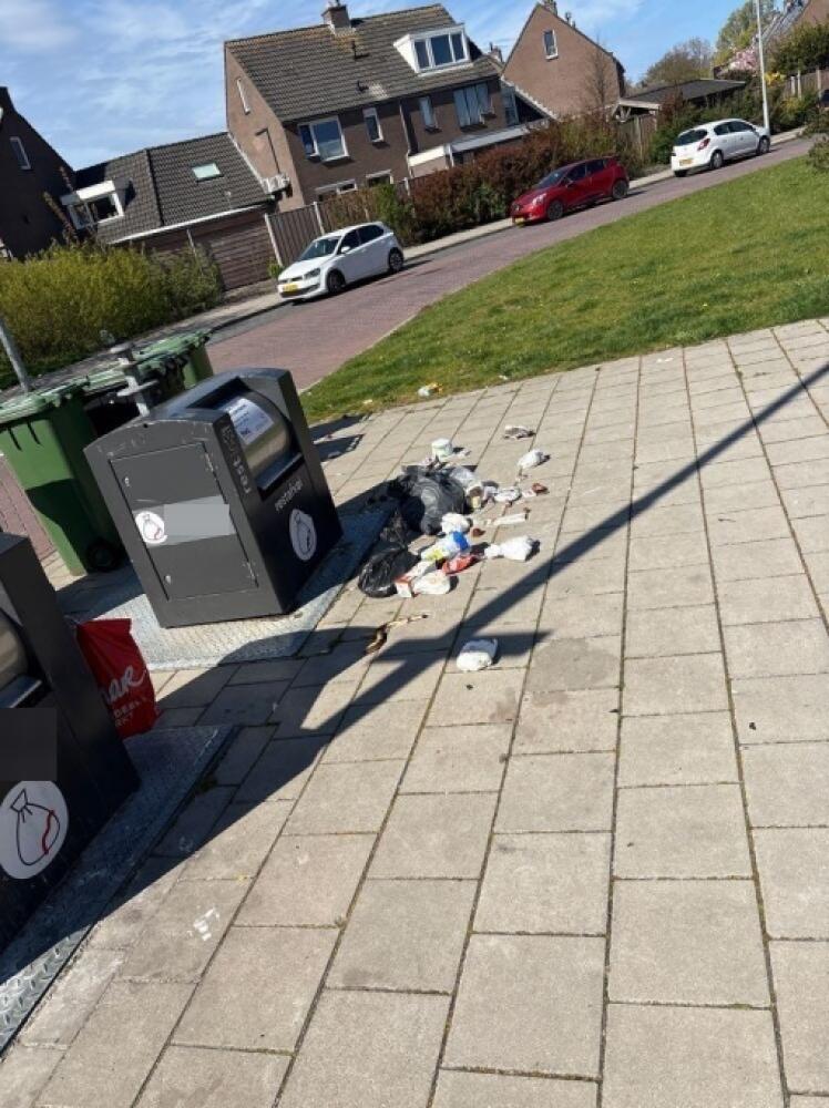 Foto bij melding 5050565 · Afval en zwerfvuil