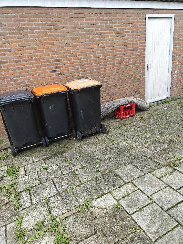 Foto bij melding 5542792 · Afval