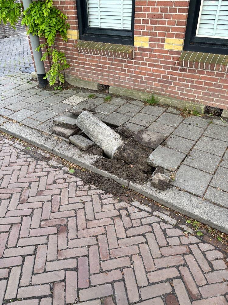 Foto bij melding 5111777 · Speeltoestellen en Straatmeubilair