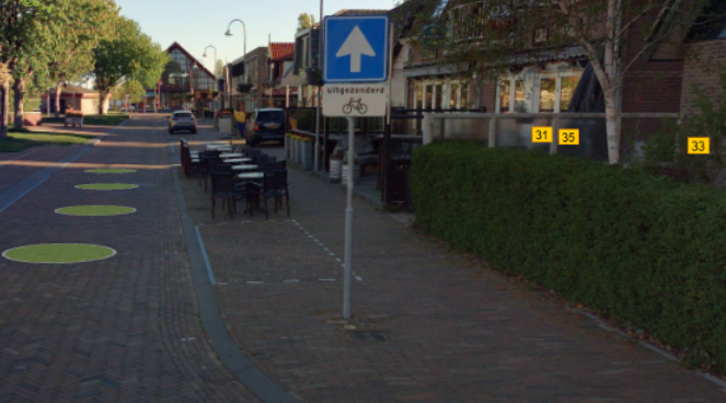 Foto bij melding 5524895 · Straatmeubilair, Verkeersborden etc
