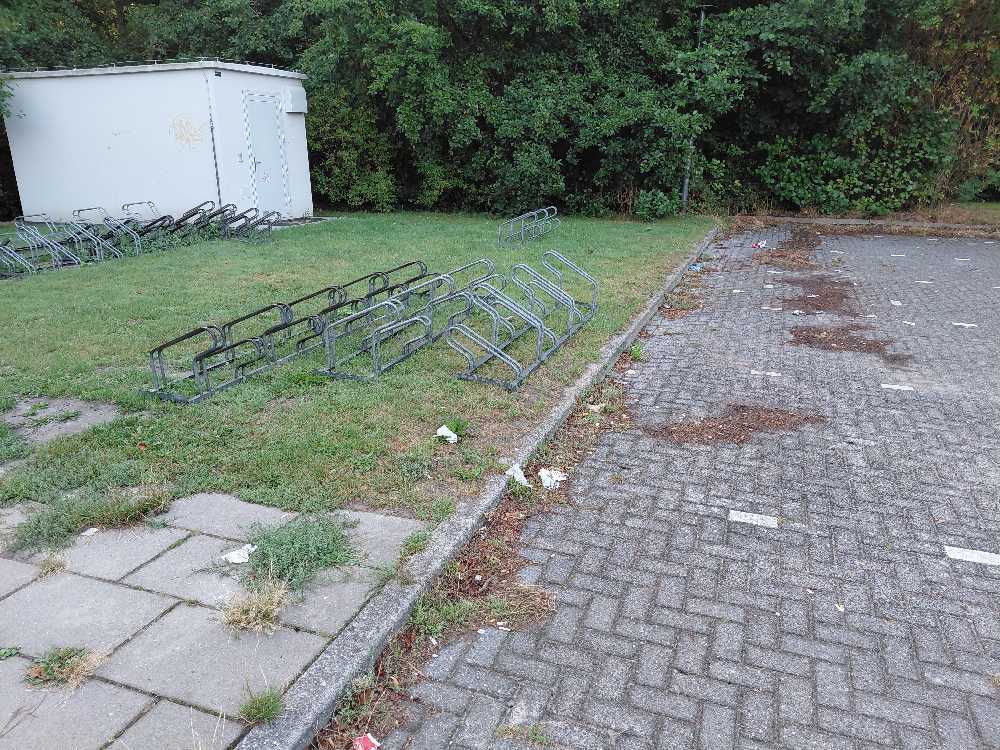 Foto bij melding 5484651 · Afval