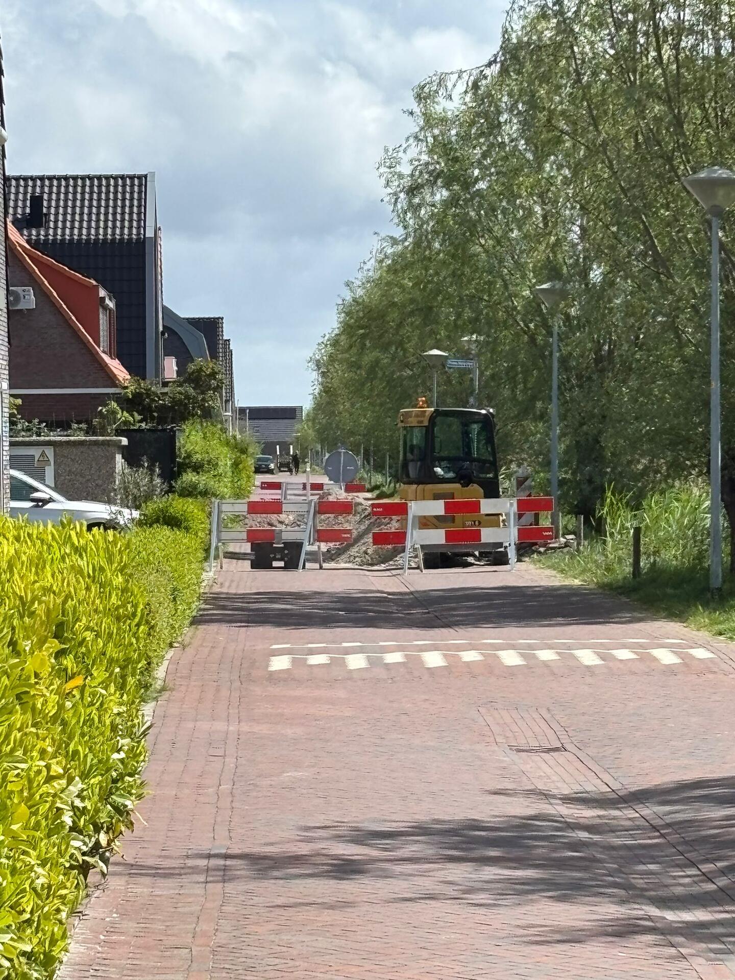 Foto bij melding 5096200 · Wegen en paden