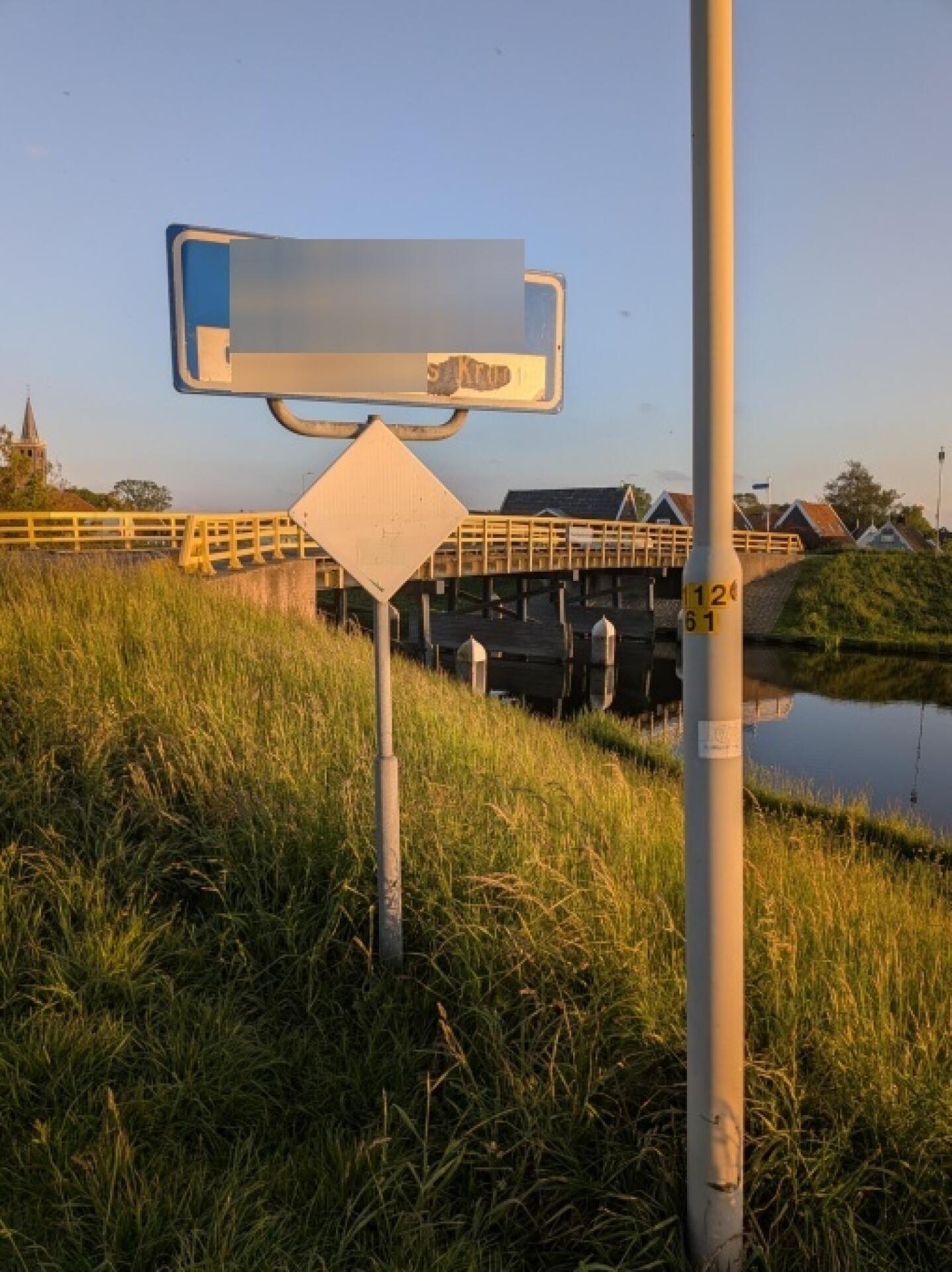 Foto bij melding 5111368 · Verkeer