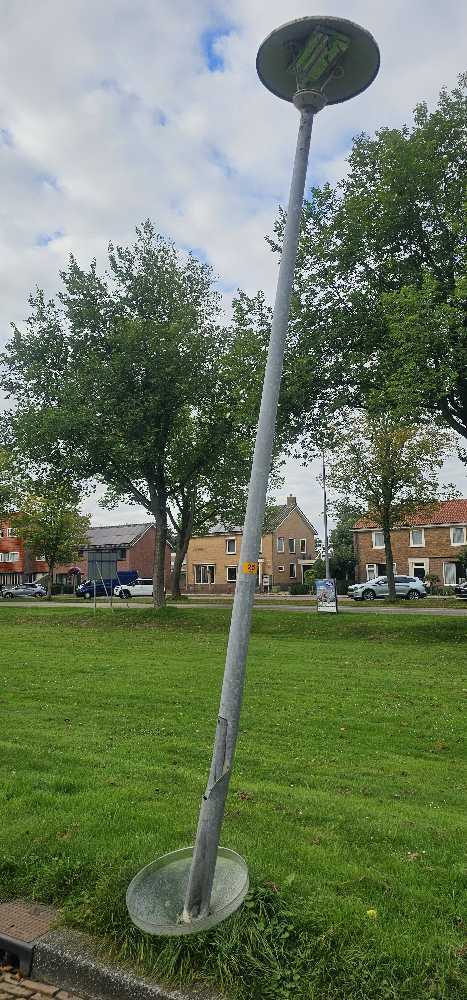 Foto bij melding 5660422 · Straatverlichting