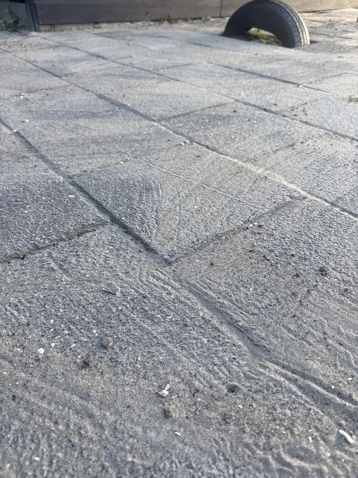 Foto bij melding 5056701 · Wegen, fietspaden, en stoepen