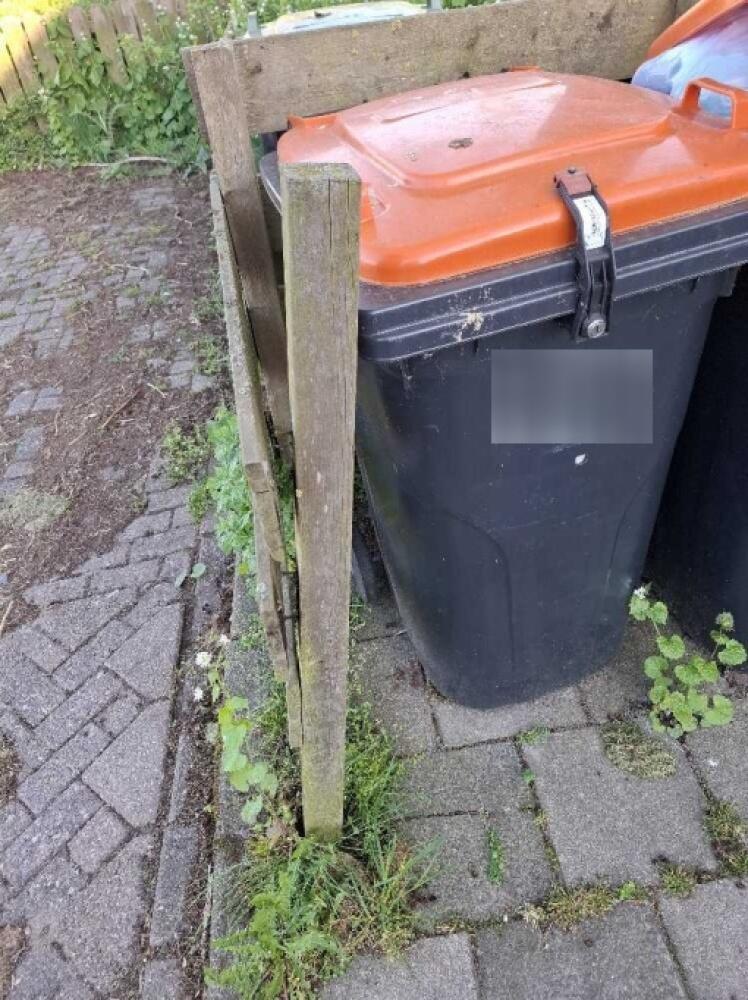 Foto bij melding 5060654 · Afval