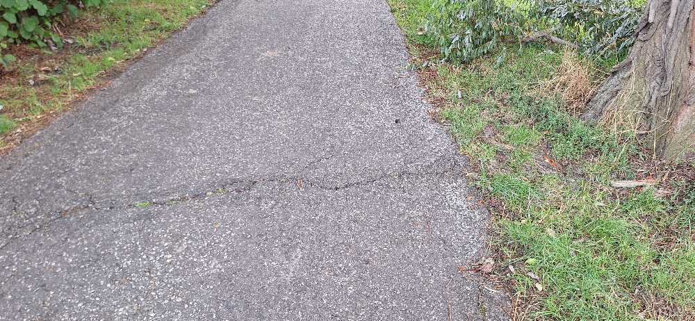 Foto bij melding 5539252 · Wegen, fietspaden, en stoepen