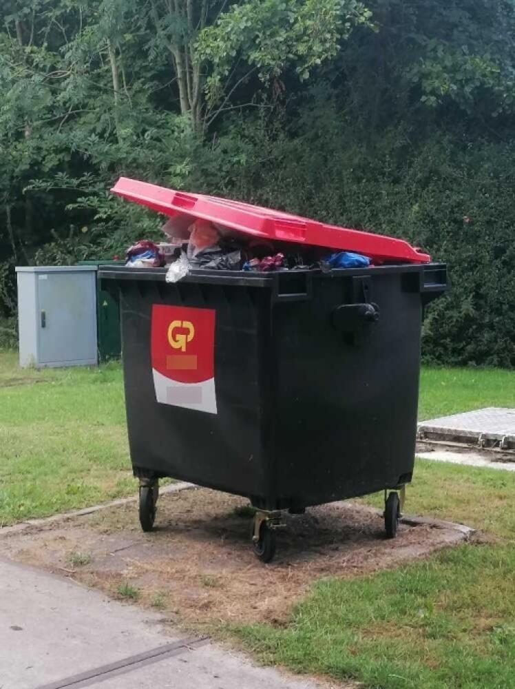 Foto bij melding 5485149 · Afval