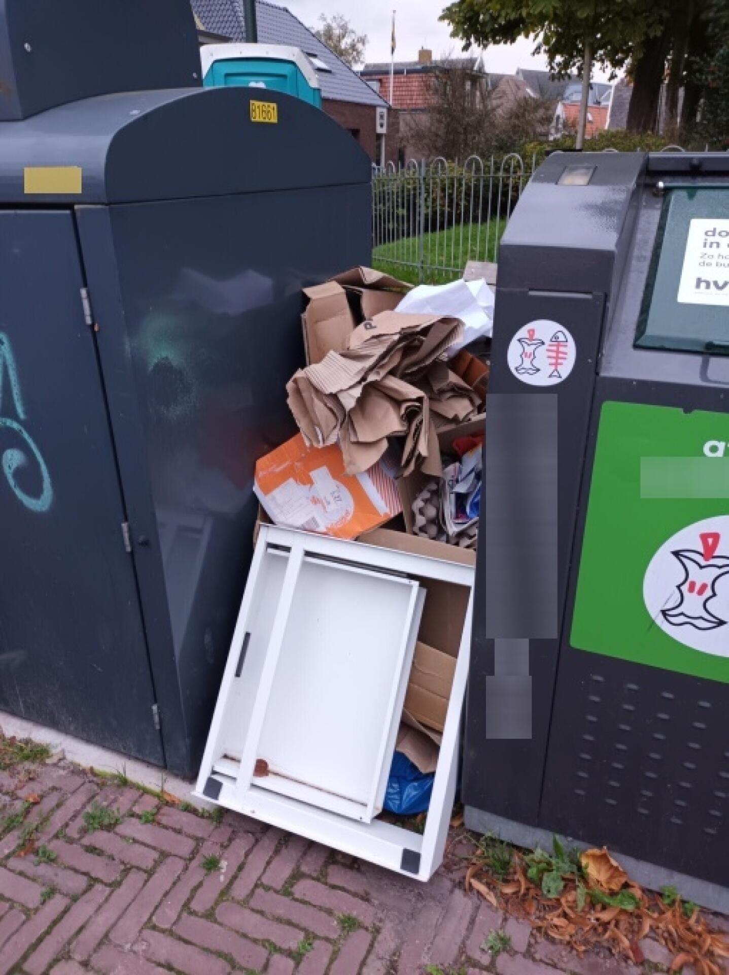 Foto bij melding 5640191 · Afval