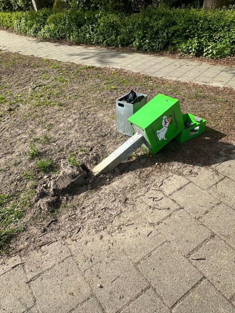 Foto bij melding 5047779 · Afval