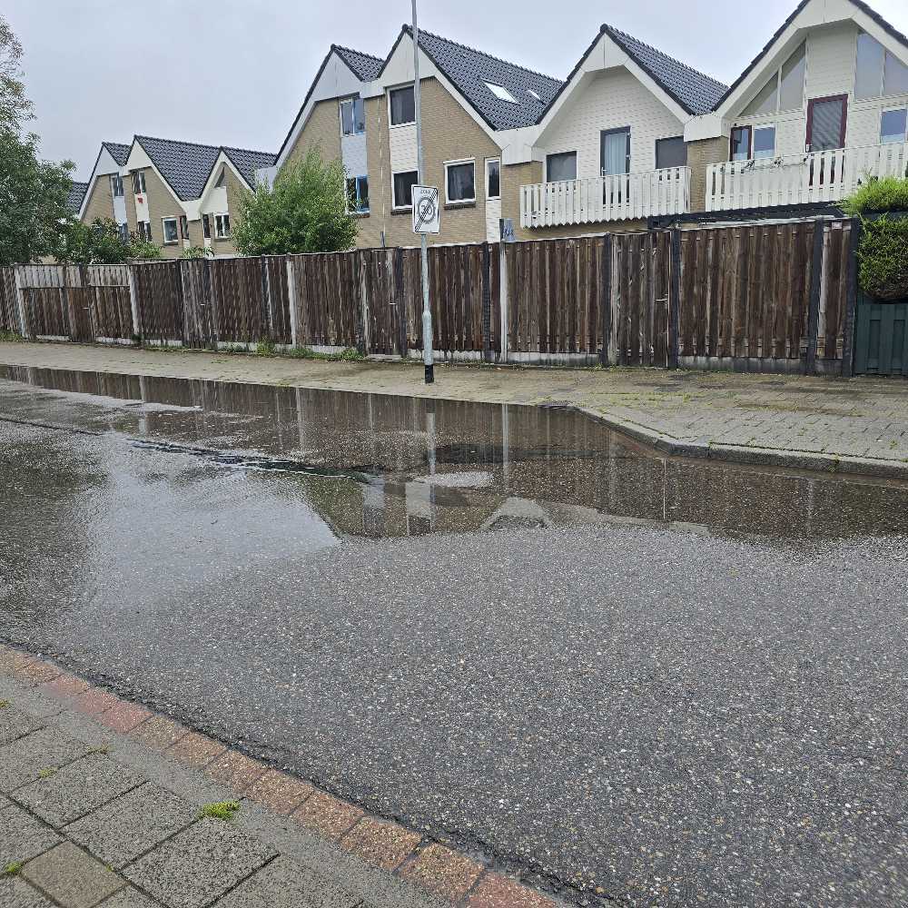Foto bij melding 5565646 · Riolering en water