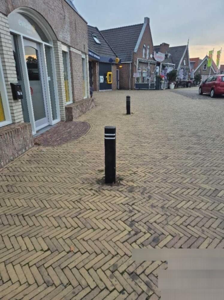 Foto bij melding 5620757 · Speeltoestellen en Straatmeubilair