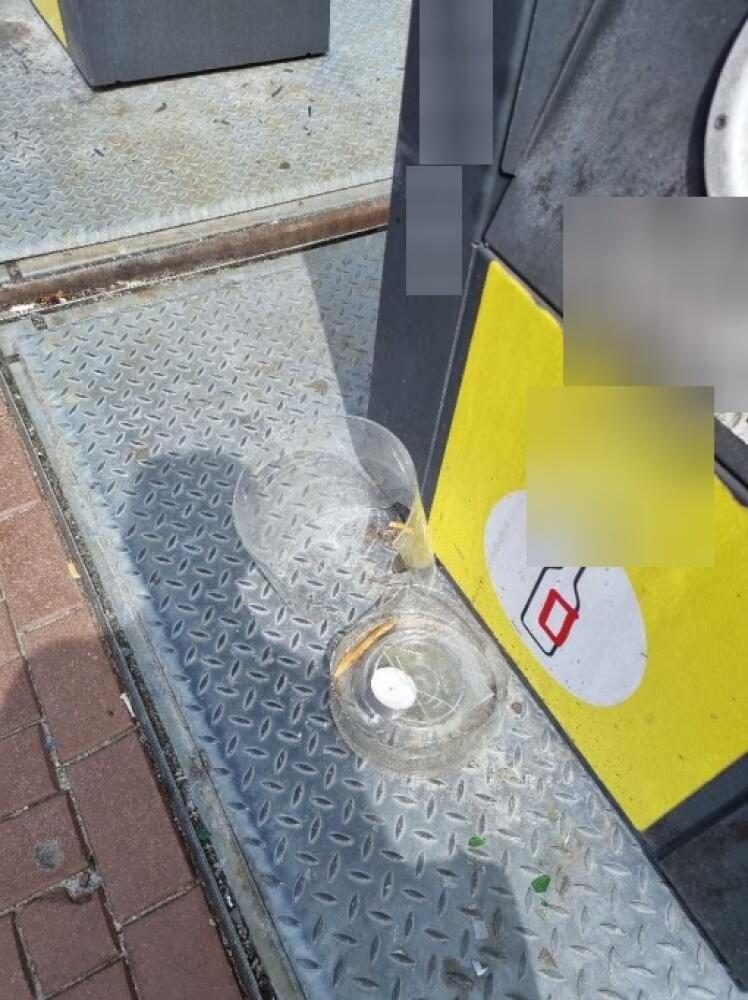 Foto bij melding 5127817 · Afval