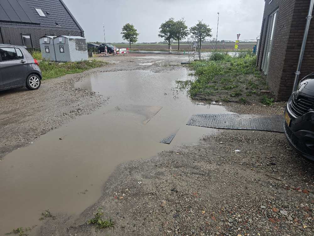 Foto bij melding 5558141 · Riolering en water