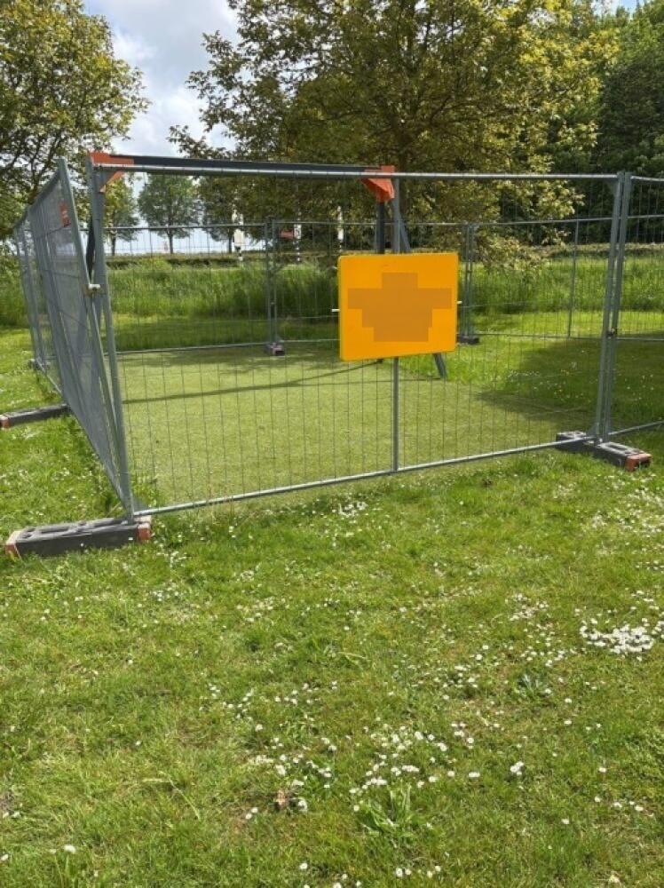 Foto bij melding 5110795 · Speeltoestellen en Straatmeubilair