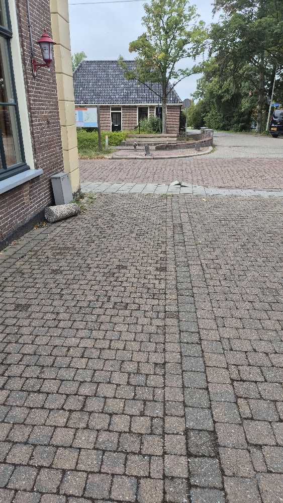 Foto bij melding 5467619 · Speeltoestellen en Straatmeubilair