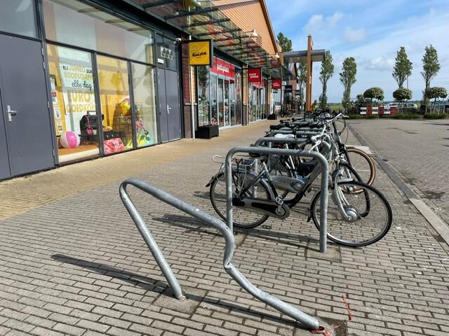 Foto bij melding 5114424 · Straatmeubilair, Verkeersborden etc