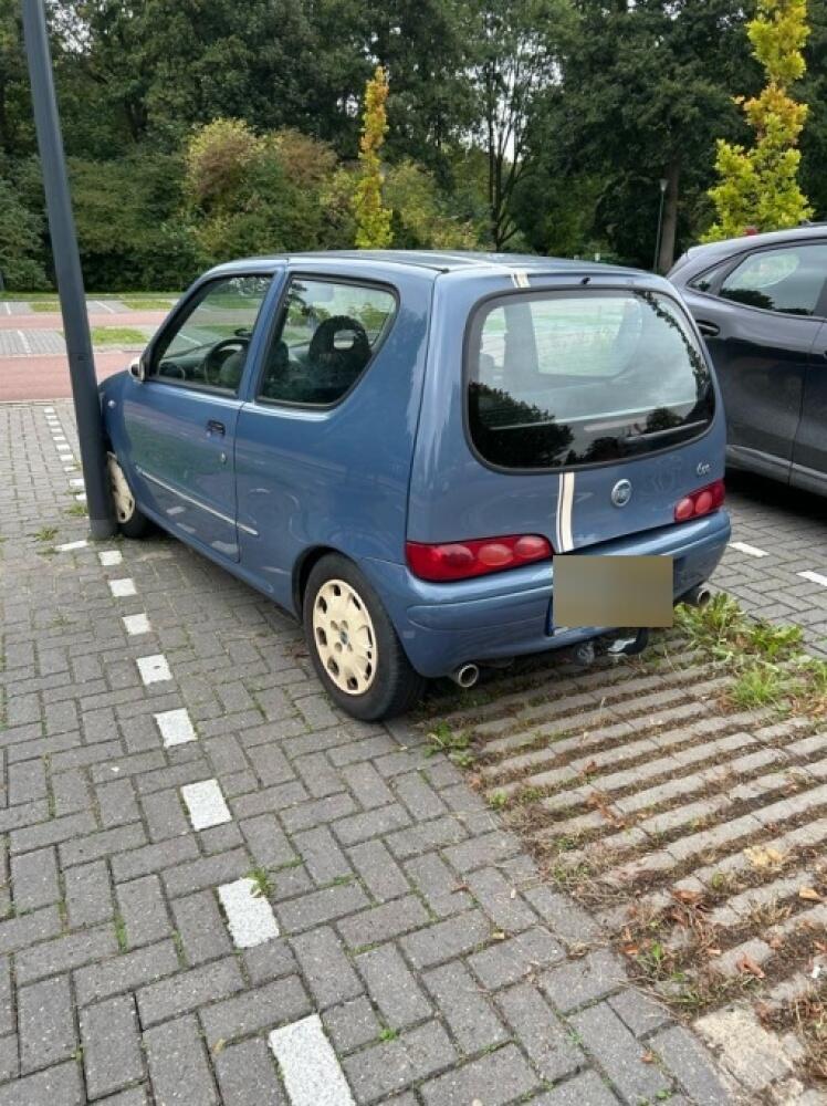 Foto bij melding 5606842 · Problemen en overlast in de buurt (boa/handhaving)