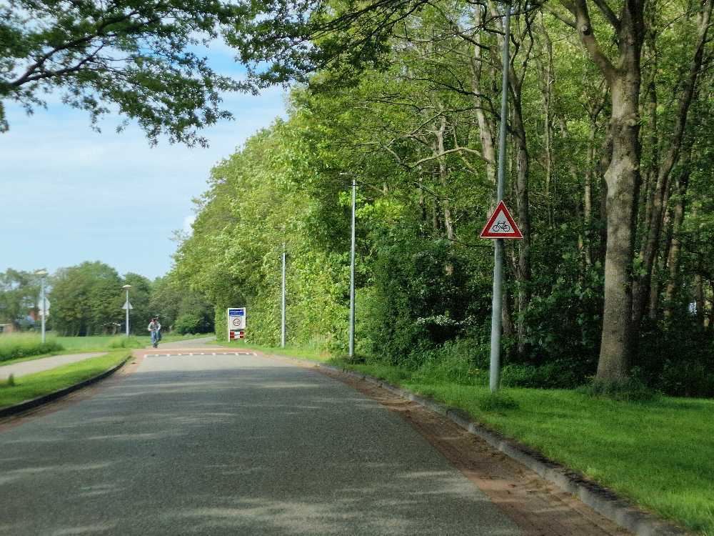 Foto bij melding 5125240 · Wegen, fietspaden, en stoepen