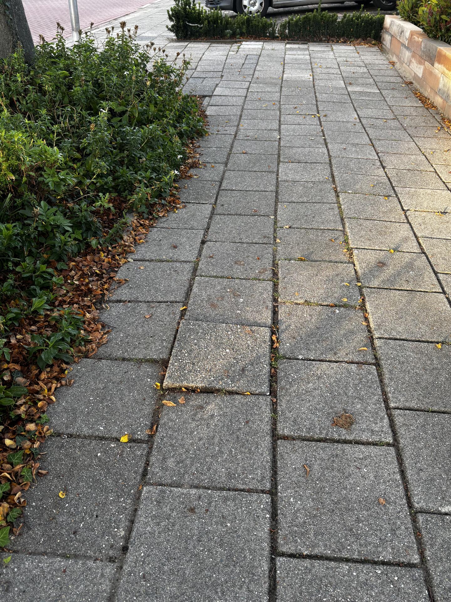 Foto bij melding 5645400 · Wegen, fietspaden, en stoepen