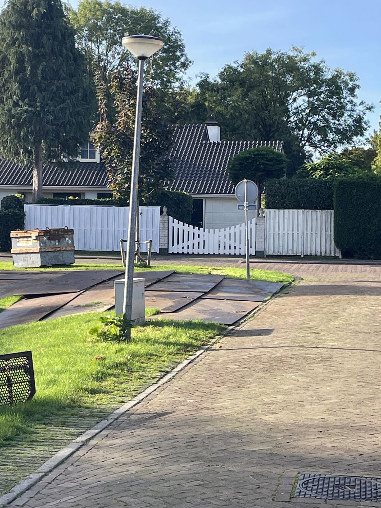 Foto bij melding 5688089 · Afval