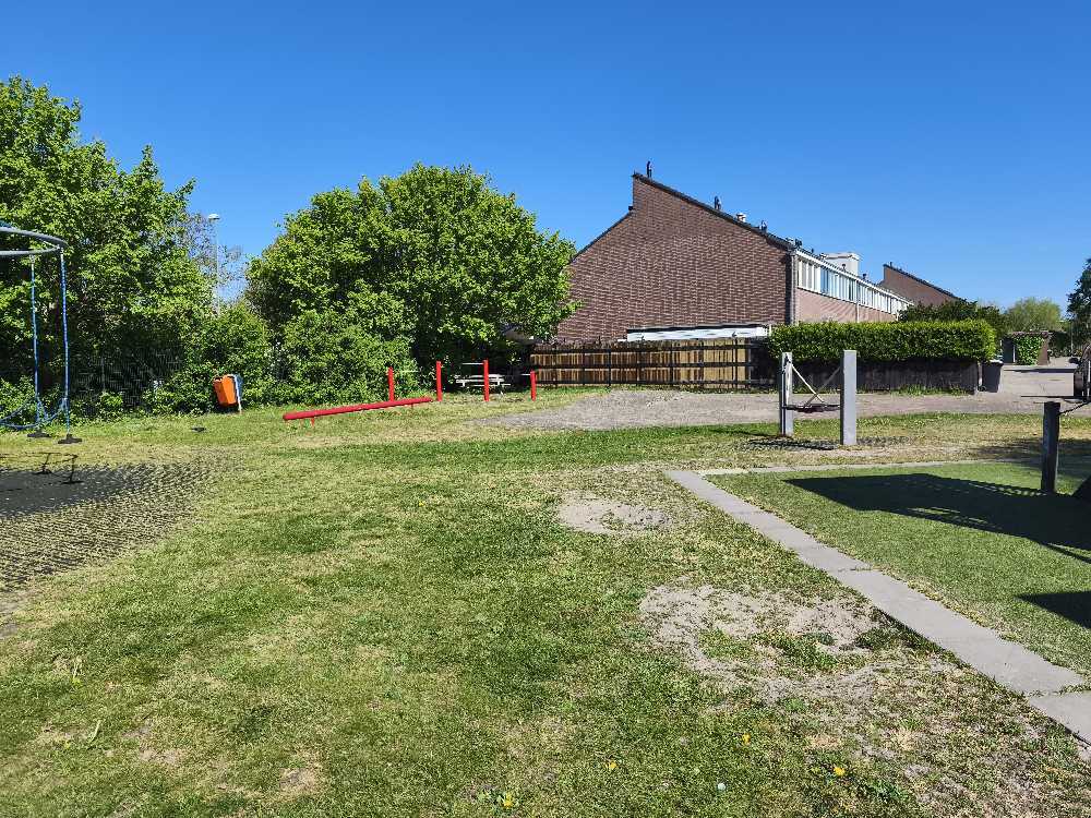 Foto bij melding 5082515 · Afval en zwerfvuil