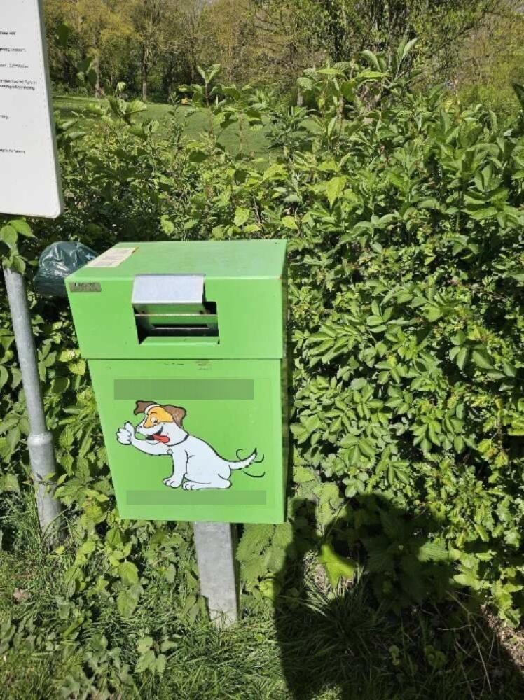 Foto bij melding 5045891 · Afval