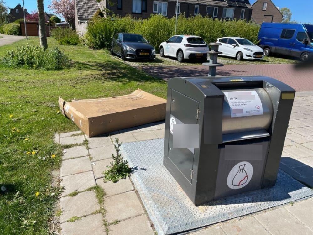 Foto bij melding 5059647 · Afval en zwerfvuil