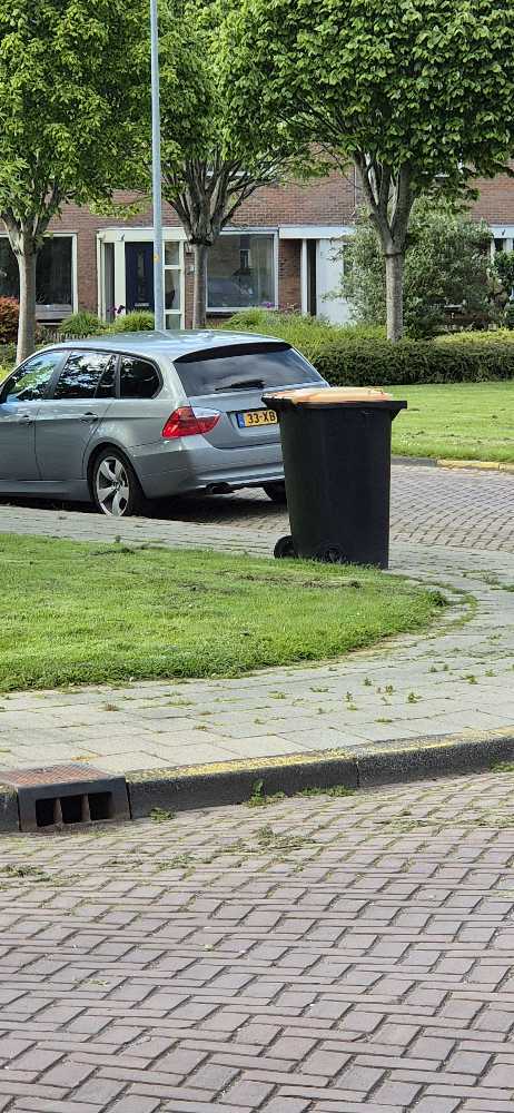 Foto bij melding 5117936 · Afval