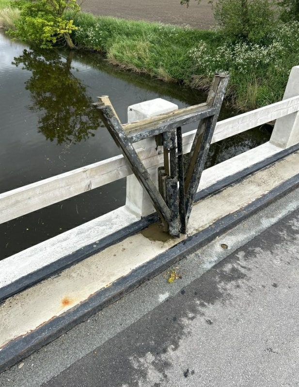 Foto bij melding 5103974 · Afval