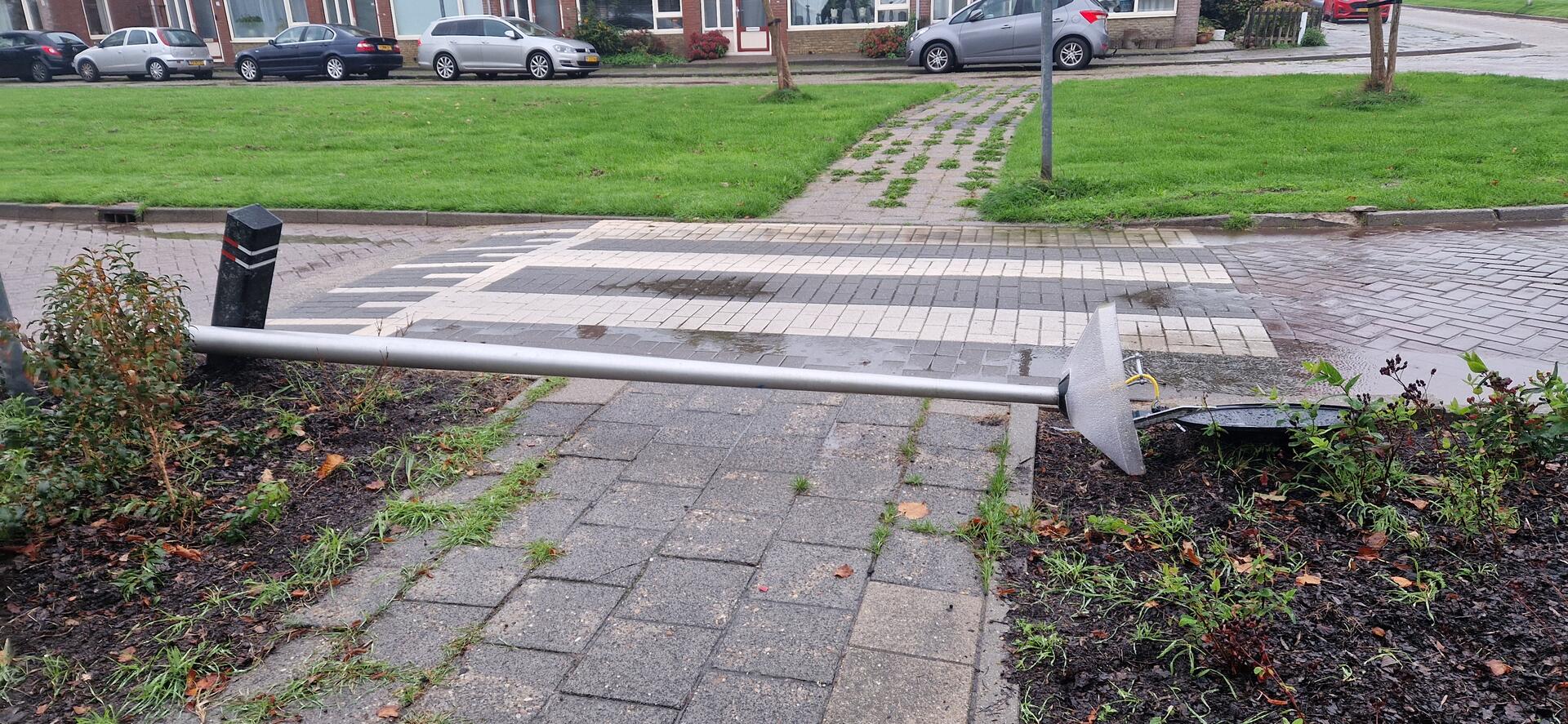 Foto bij melding 5672005 · Straatverlichting