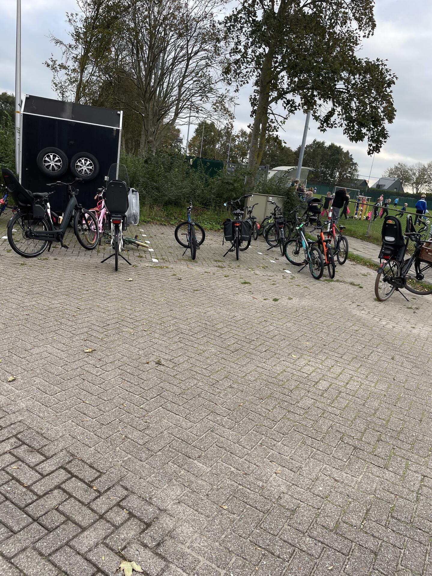 Foto bij melding 5705357 · Wegen, fietspaden, en stoepen