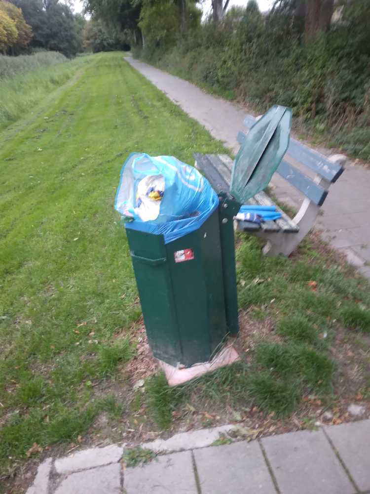 Foto bij melding 5553355 · Afval