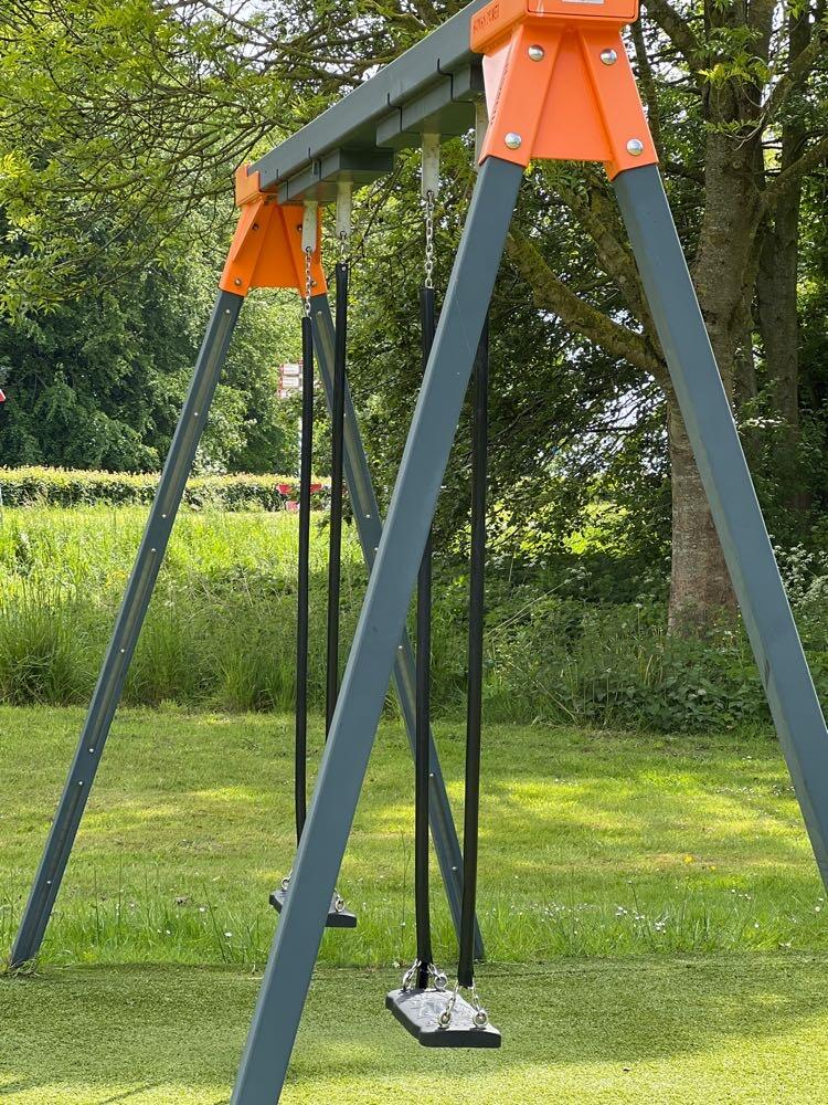 Foto bij melding 5110795 · Speeltoestellen en Straatmeubilair