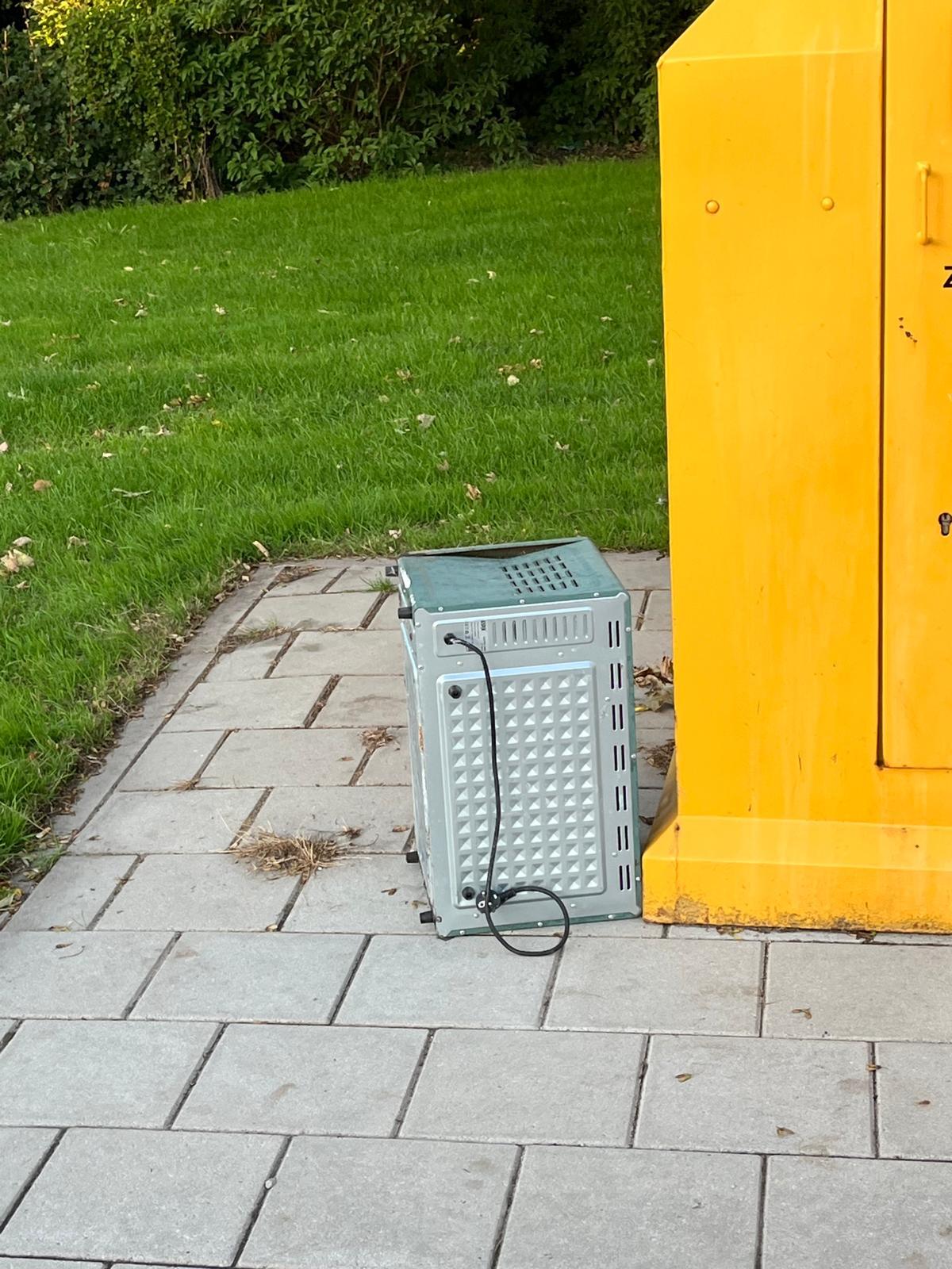 Foto bij melding 5561510 · Afval
