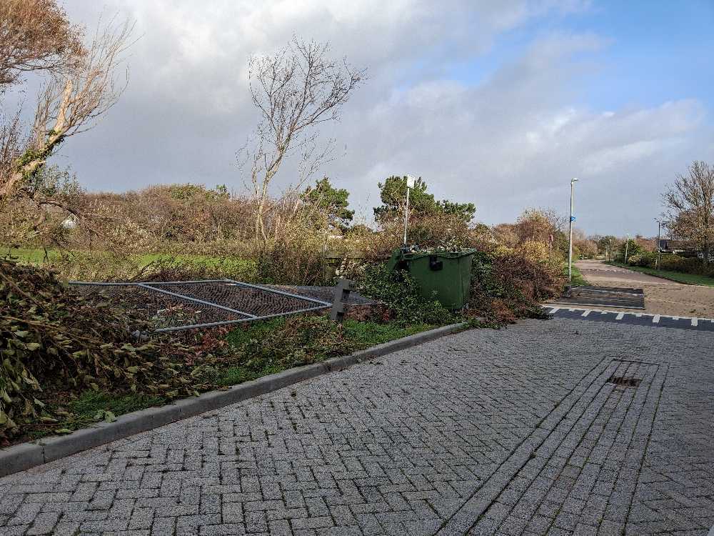 Foto bij melding 5729612 · Afval en zwerfvuil