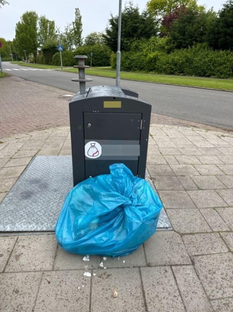 Foto bij melding 5109088 · Afval en zwerfvuil
