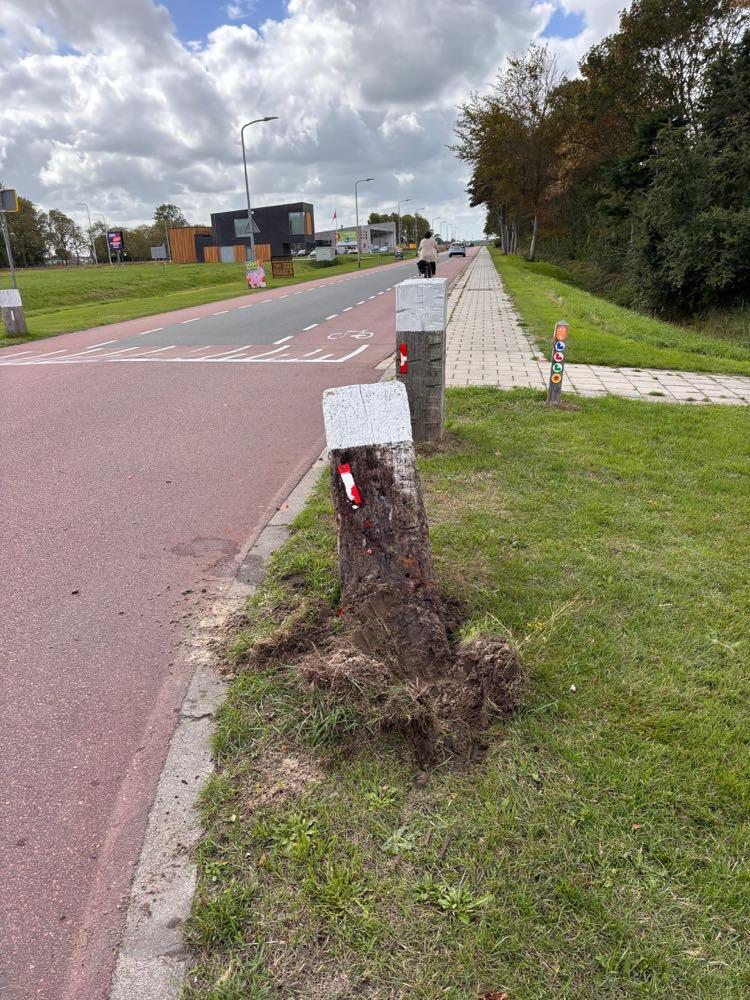 Foto bij melding 5544571 · Speeltoestellen en Straatmeubilair