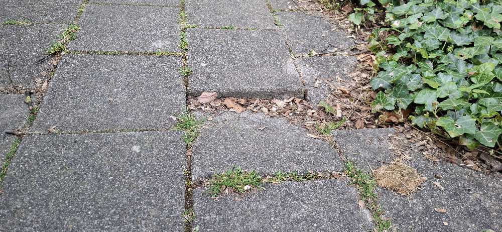 Foto bij melding 5047581 · Wegen, fietspaden, en stoepen