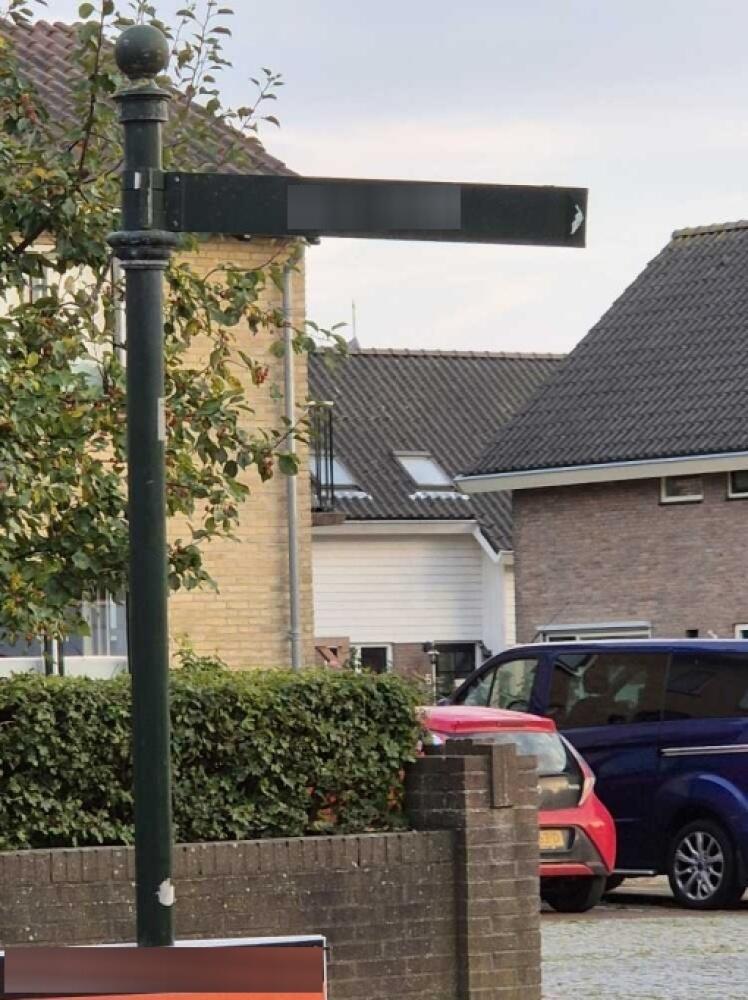 Foto bij melding 5564462 · Speeltoestellen en Straatmeubilair