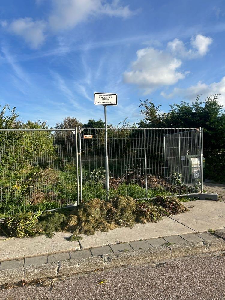 Foto bij melding 5655607 · Afval en zwerfvuil