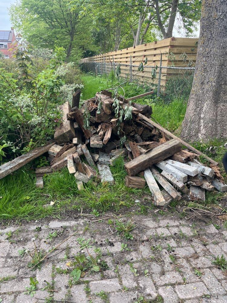 Foto bij melding 5085563 · Afval
