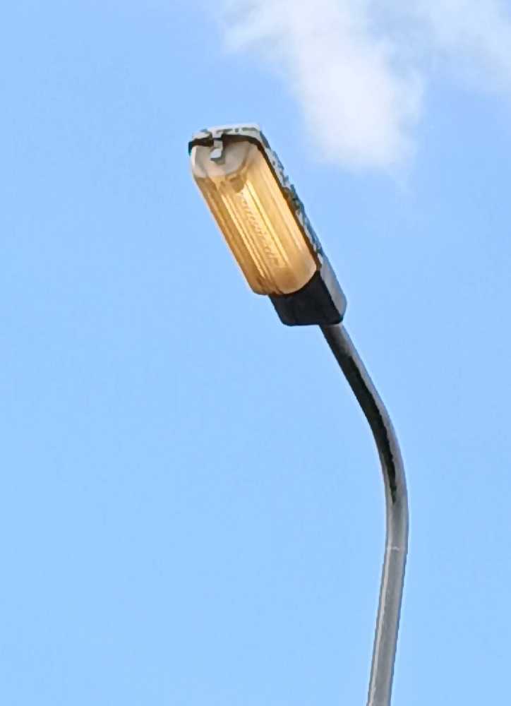 Foto bij melding 5647592 · Straatverlichting